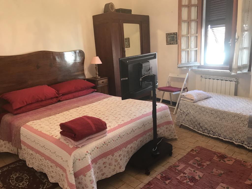 Bed and Breakfast Il Giardino Segreto Кастельнуово-ди-Магра Экстерьер фото