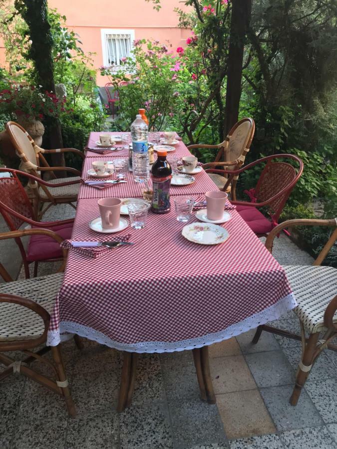 Bed and Breakfast Il Giardino Segreto Кастельнуово-ди-Магра Экстерьер фото